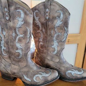 Pierre Dumas boots size 8